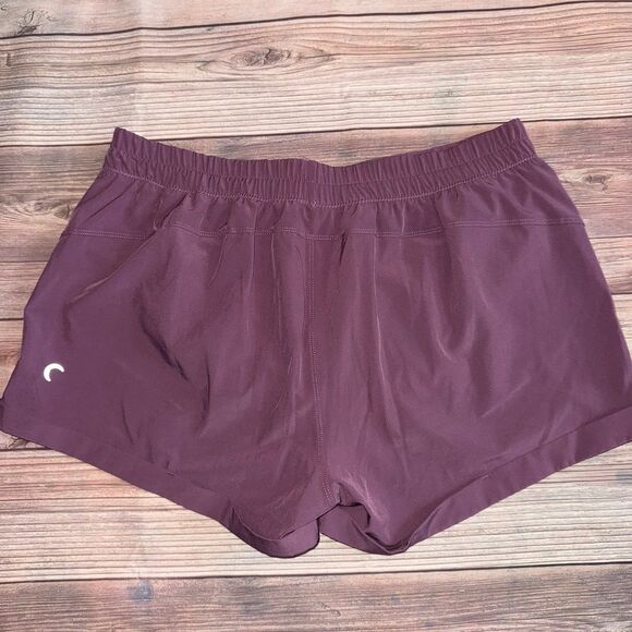 Zyia Large Shorts - Picture 4 of 5